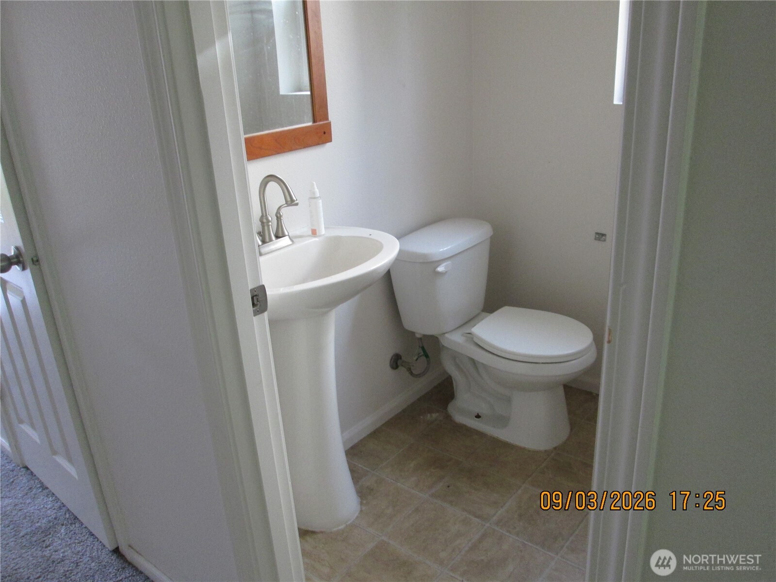 property viewer photo 3