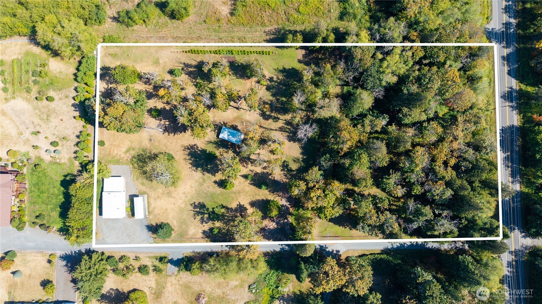 main property photo 5