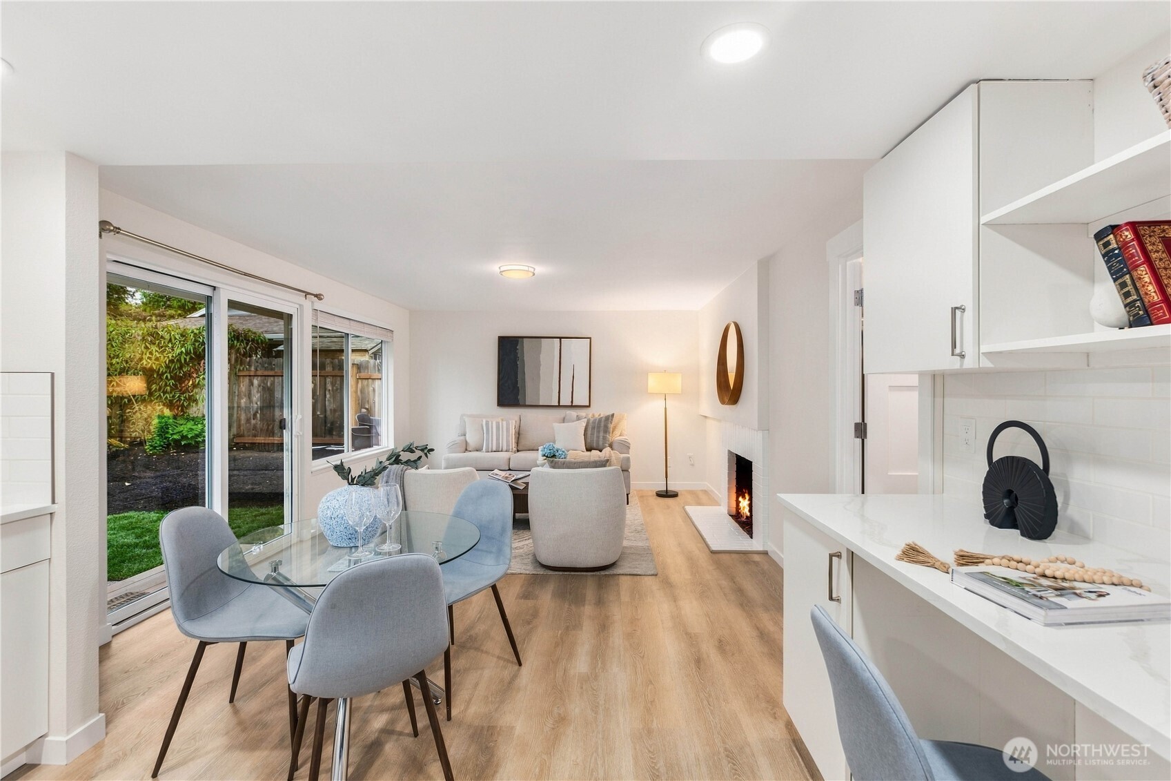 property viewer photo 11