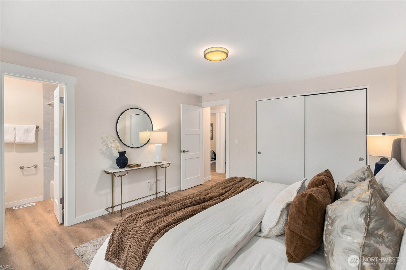 property viewer photo 19