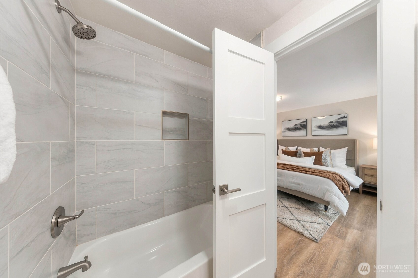 property viewer photo 21