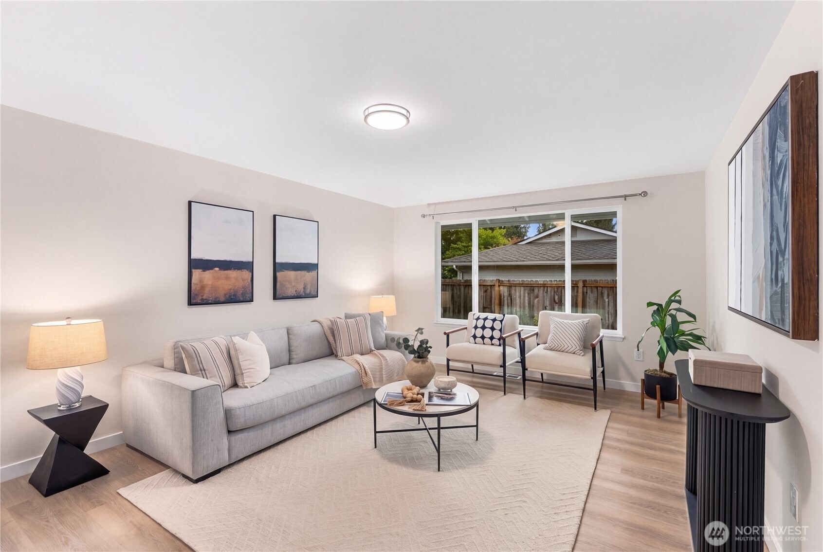 property viewer photo 4
