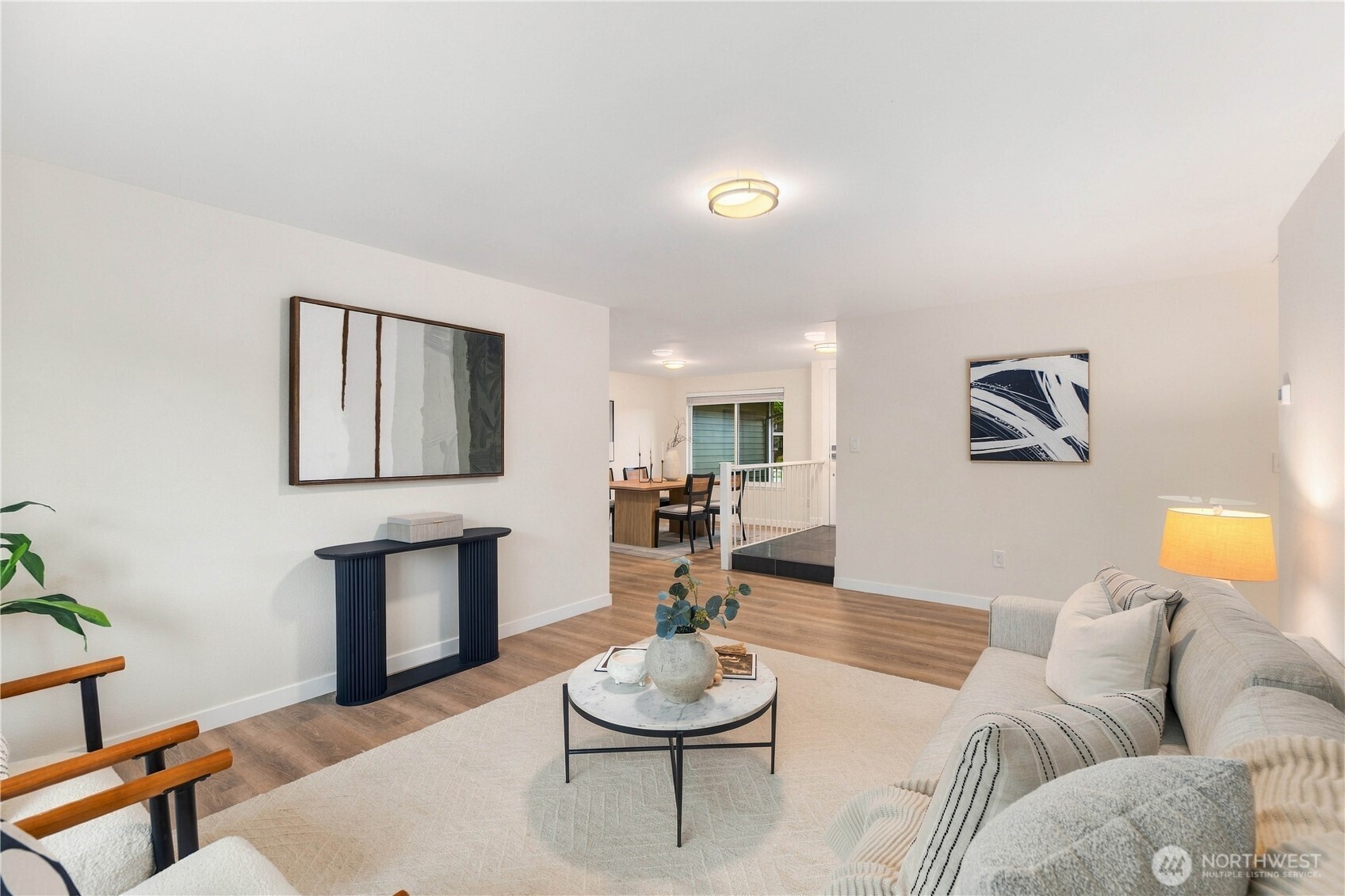property viewer photo 6