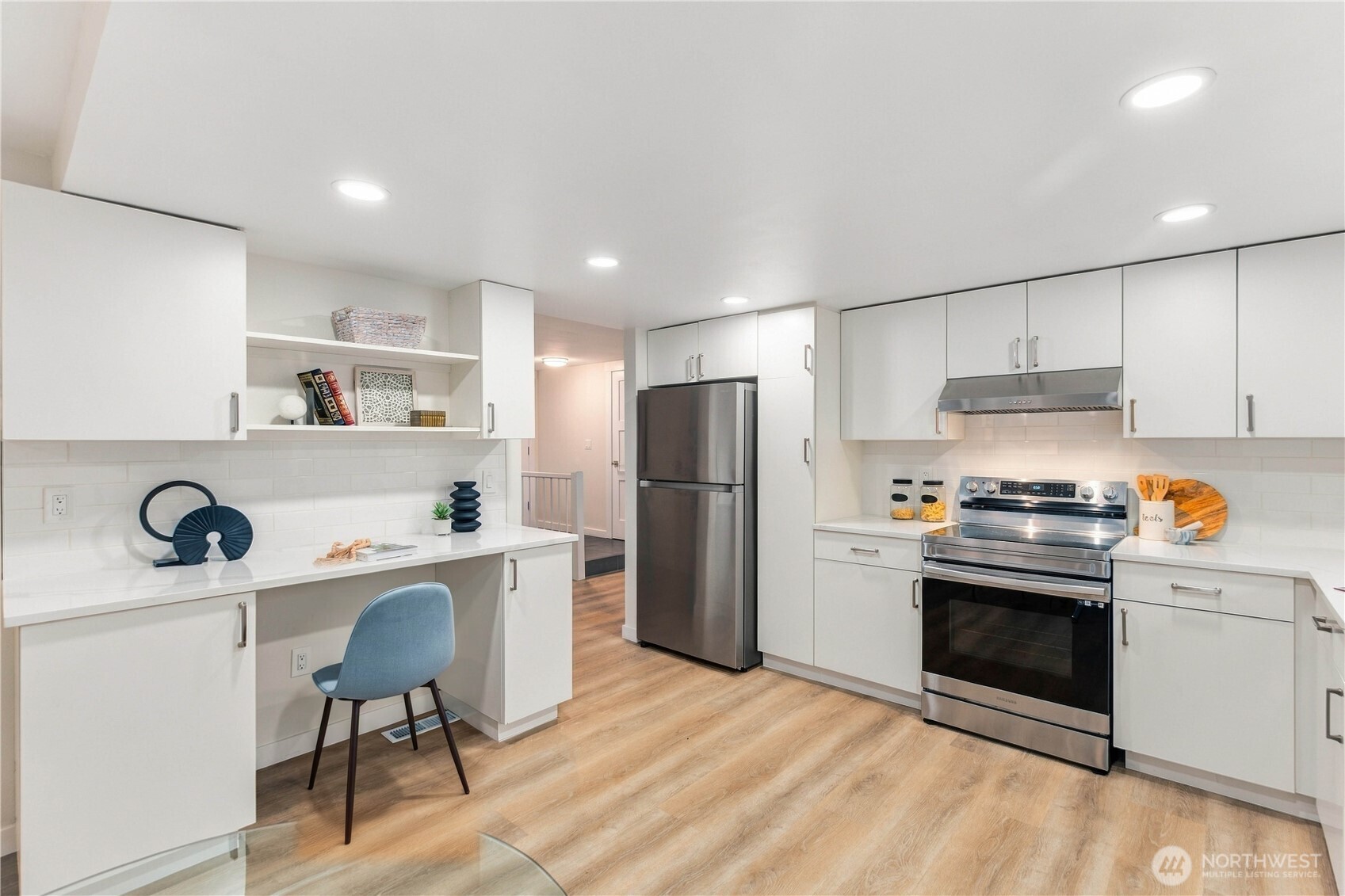 property viewer photo 9
