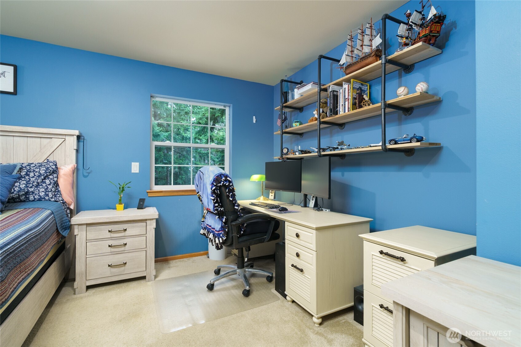 main property photo 22