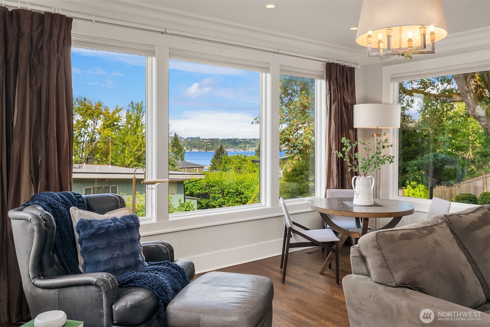 property viewer photo 12