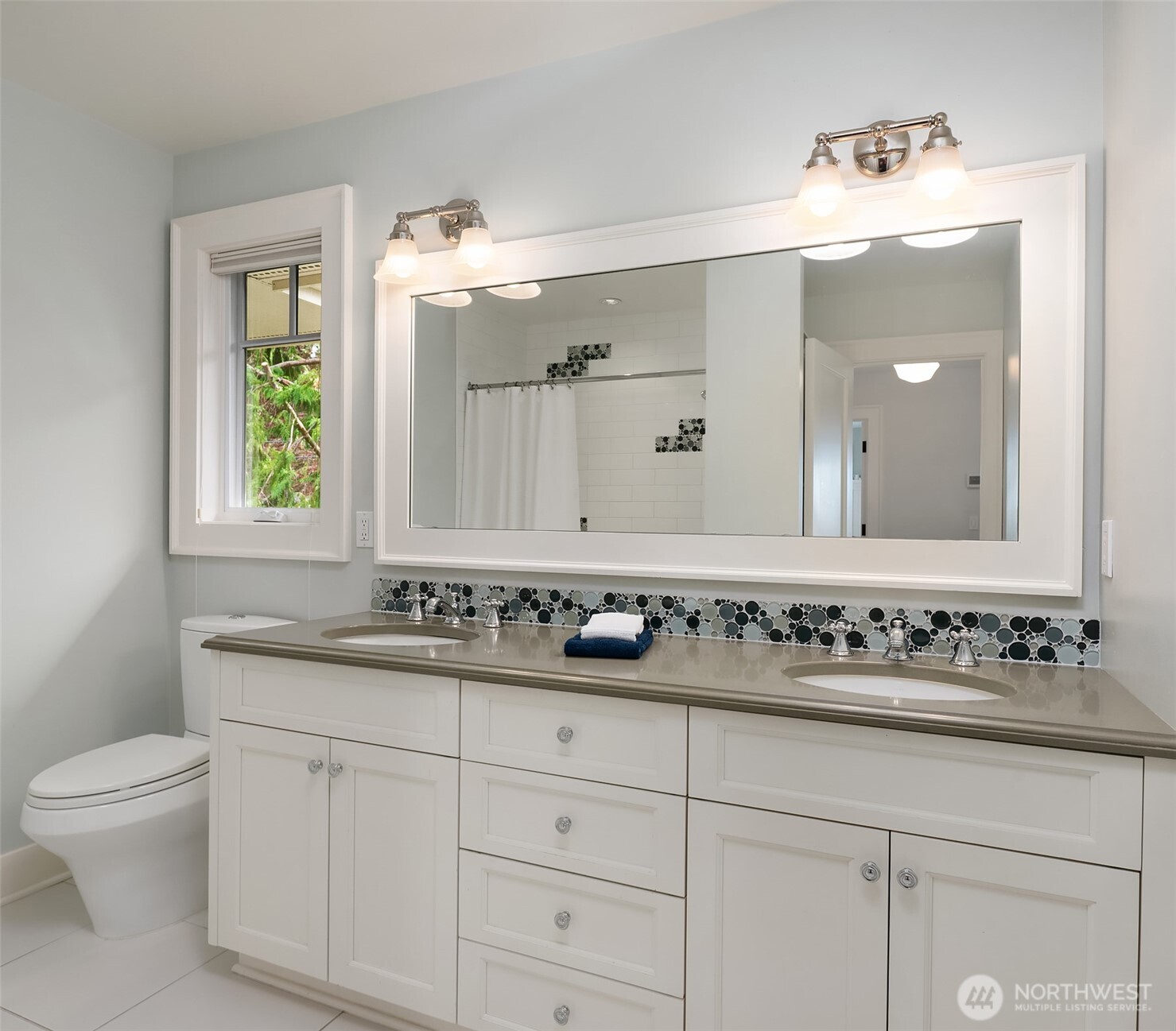 property viewer photo 21
