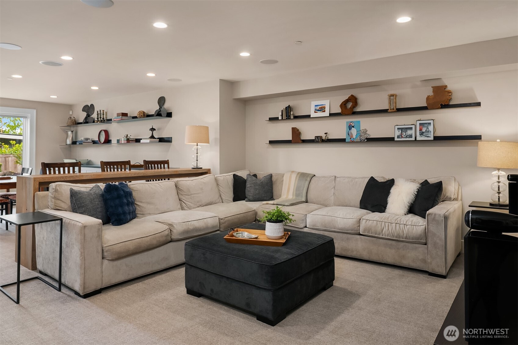 property viewer photo 24