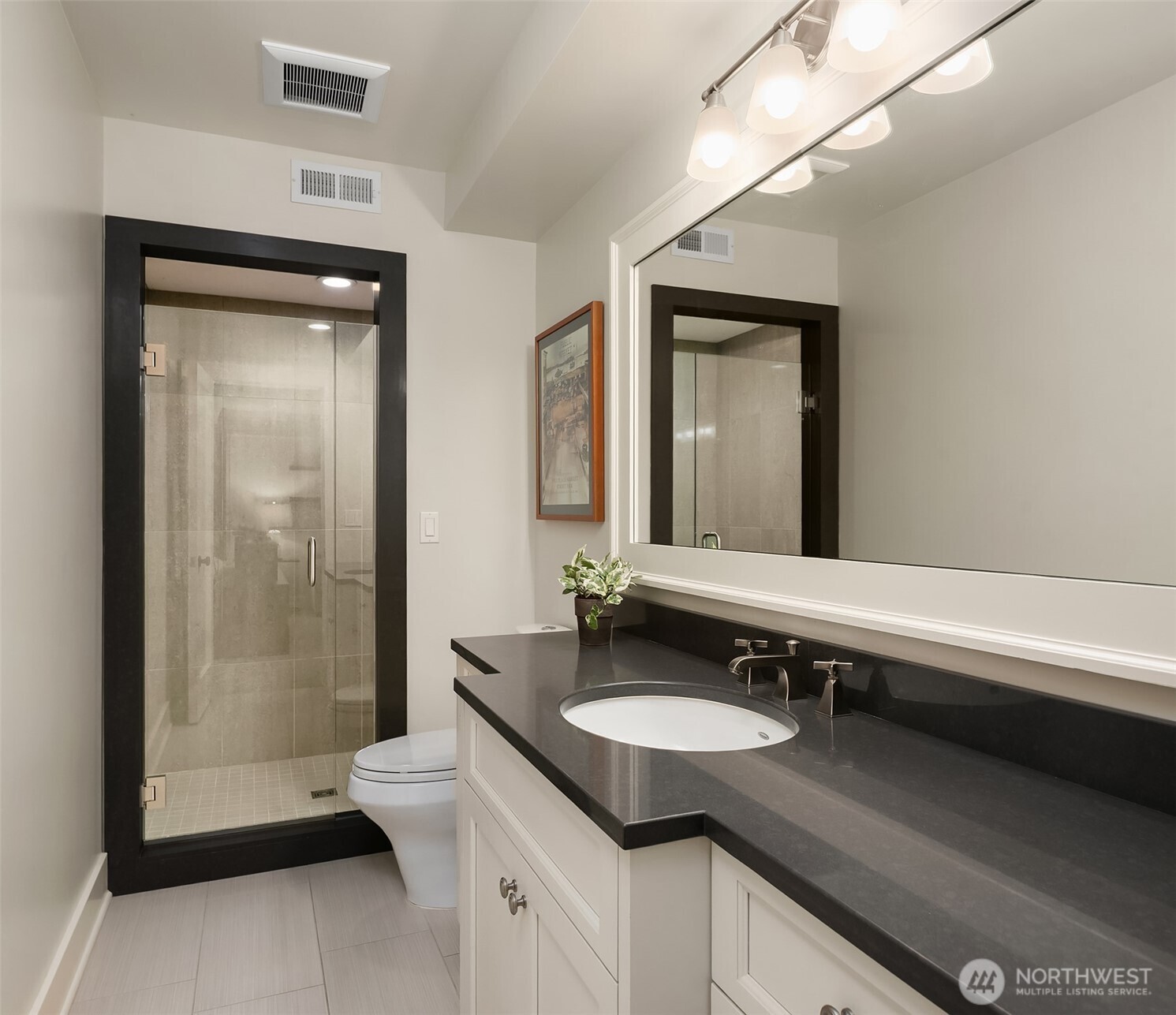 property viewer photo 27