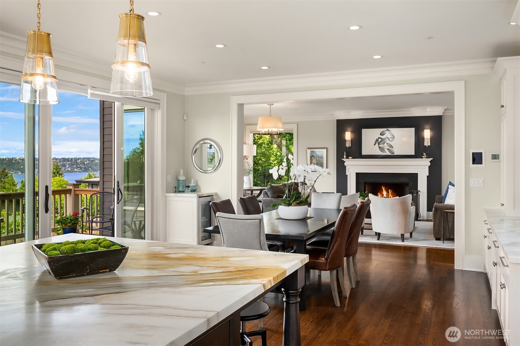 property viewer photo 7