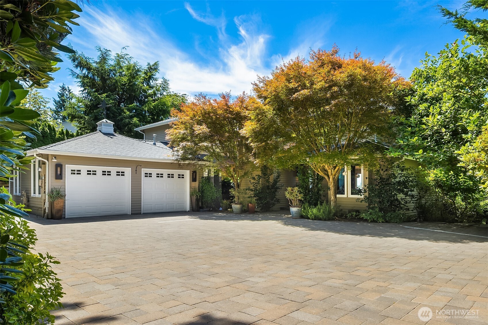 property viewer photo 1