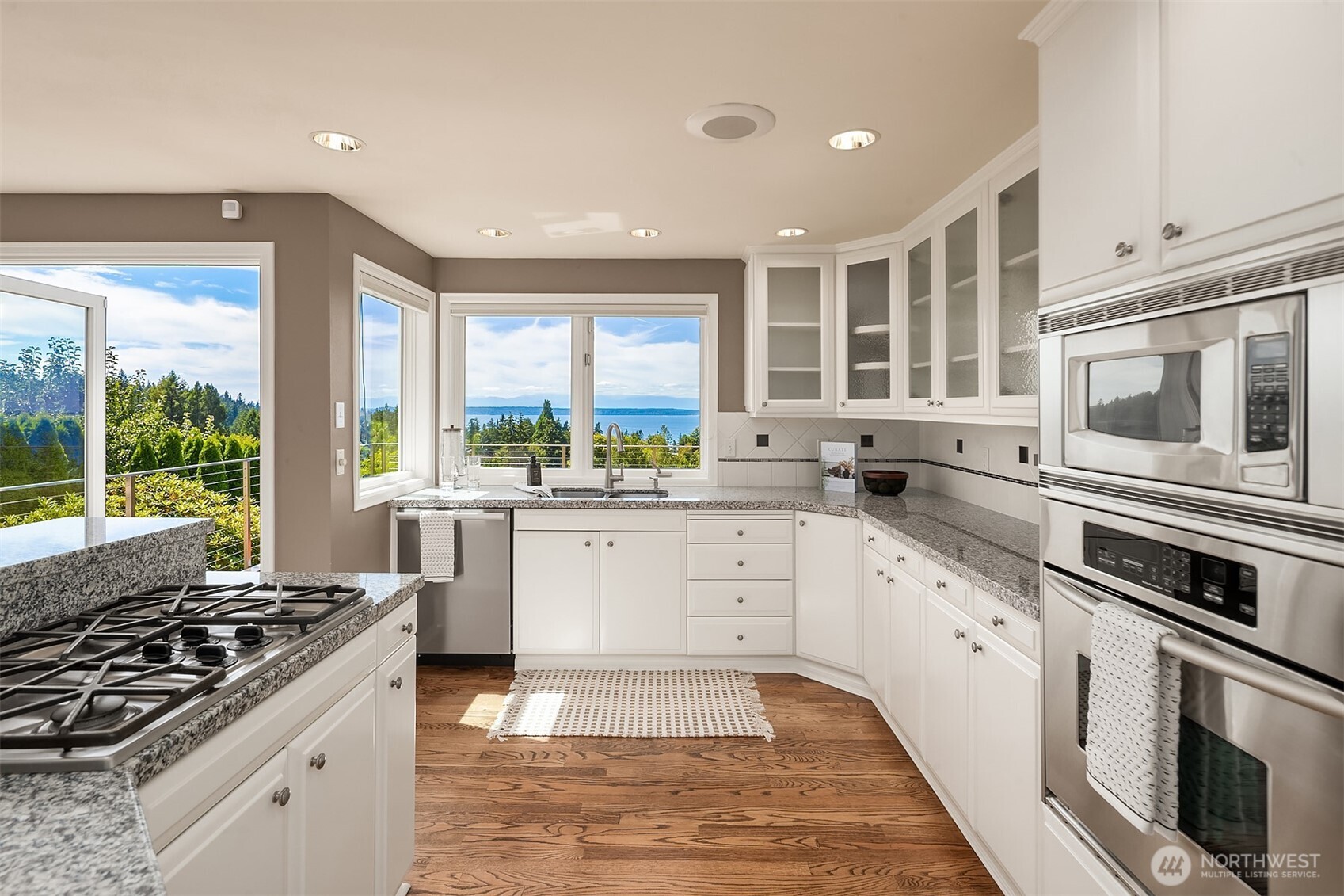 property viewer photo 14