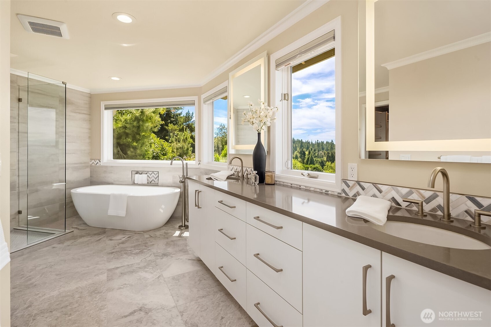 property viewer photo 23
