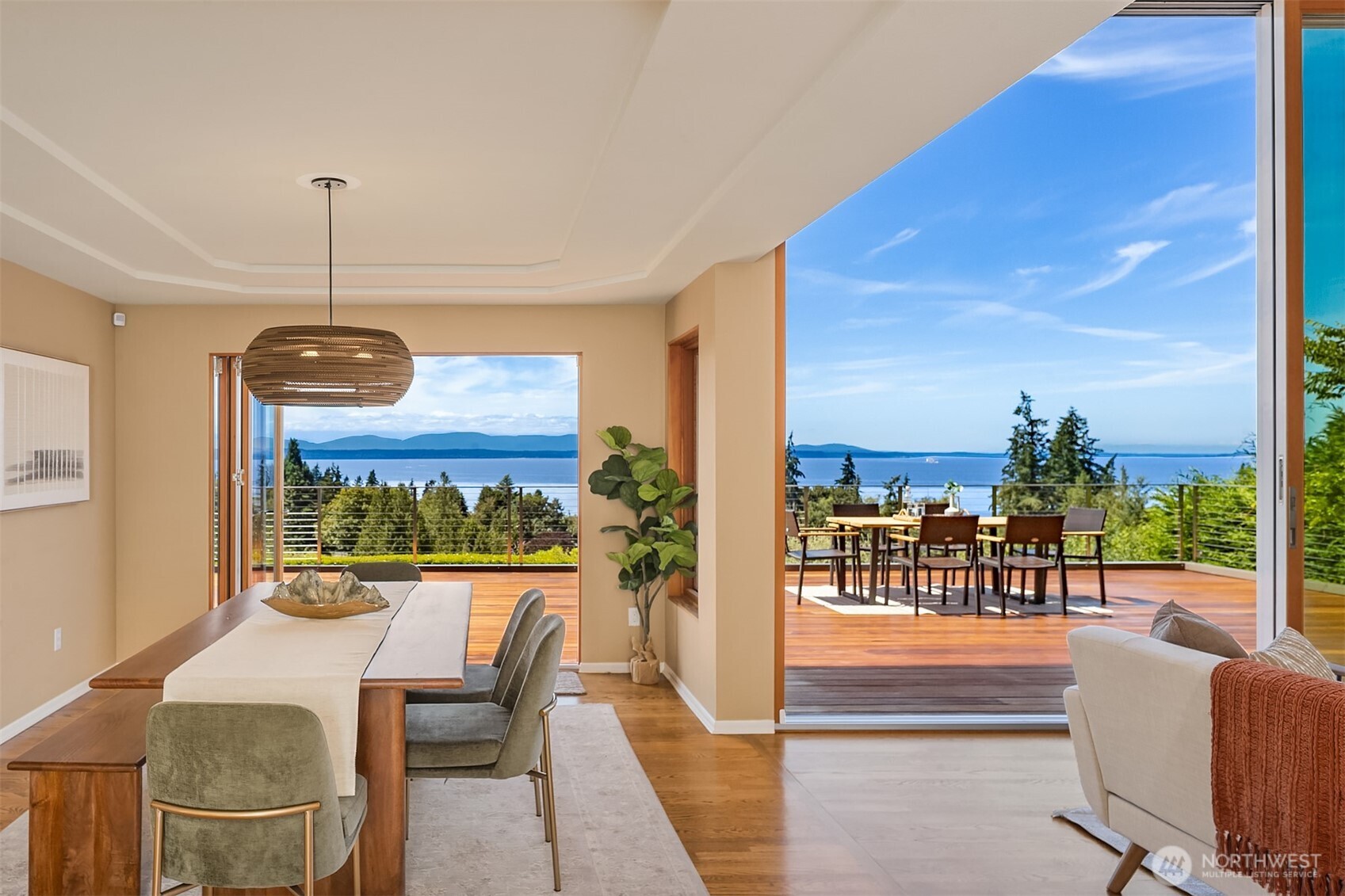 property viewer photo 8