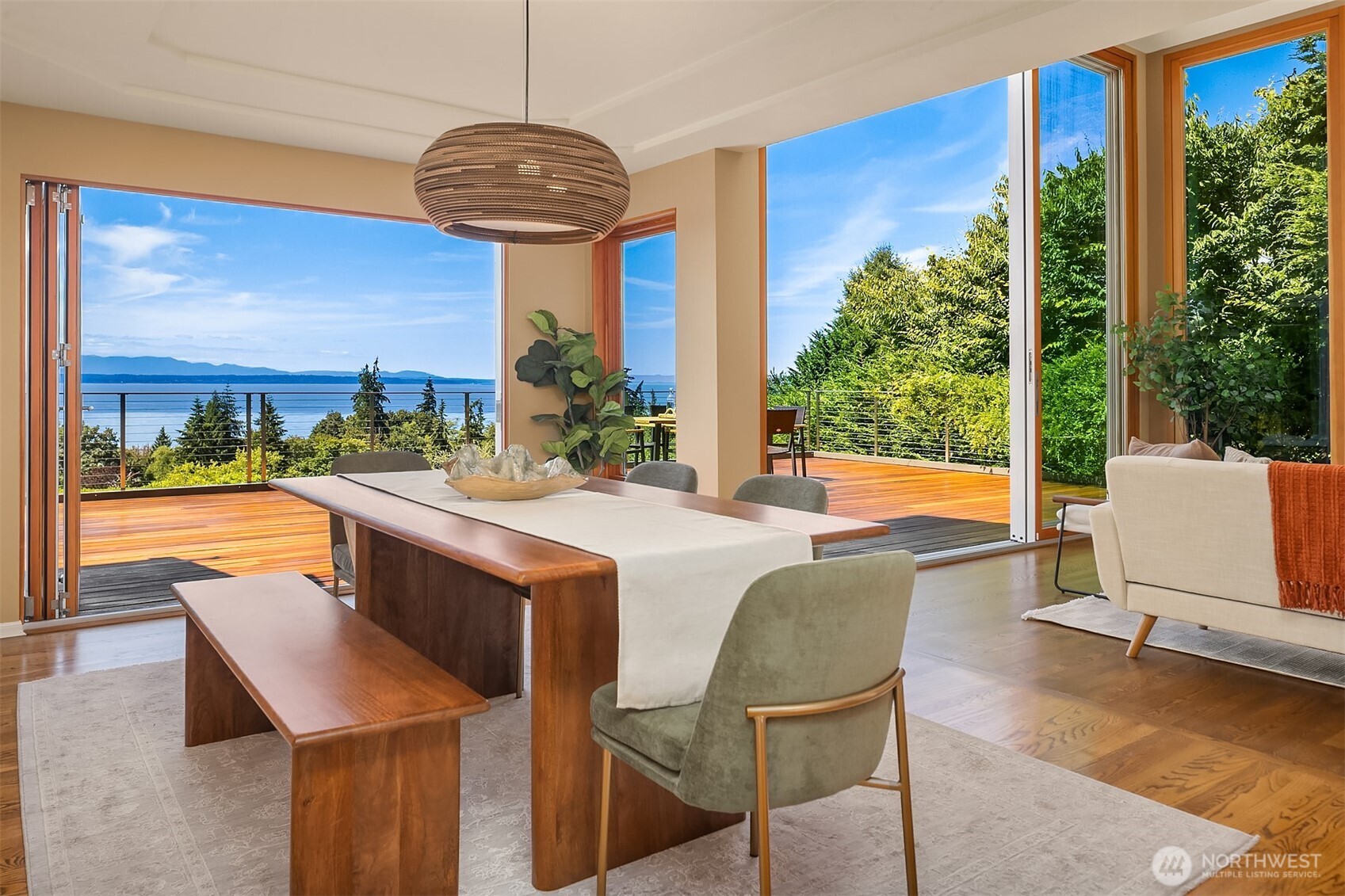 property viewer photo 9