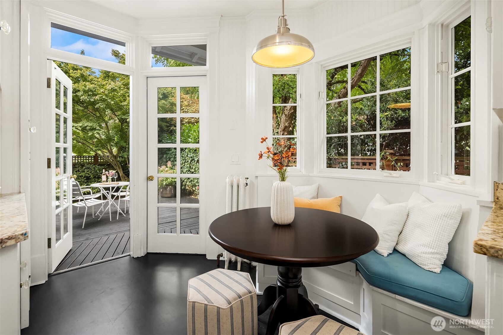 property viewer photo 8