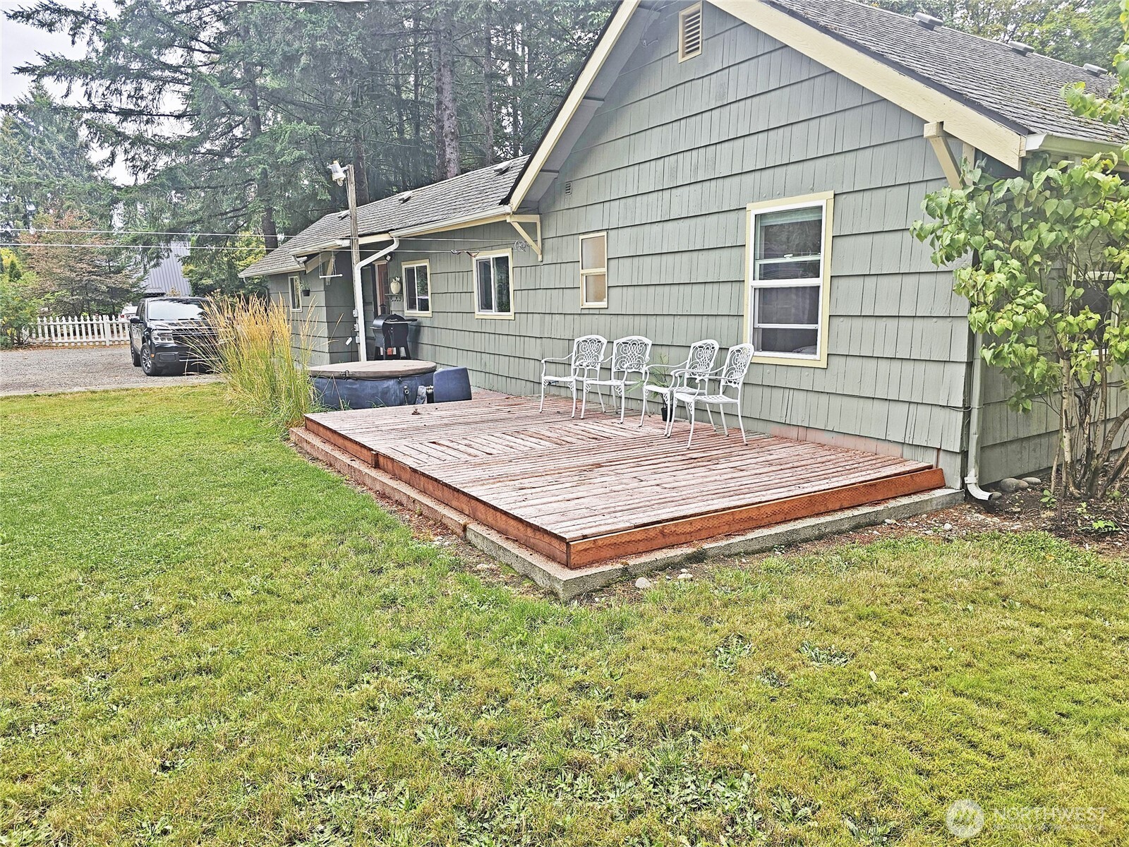 property viewer photo 1