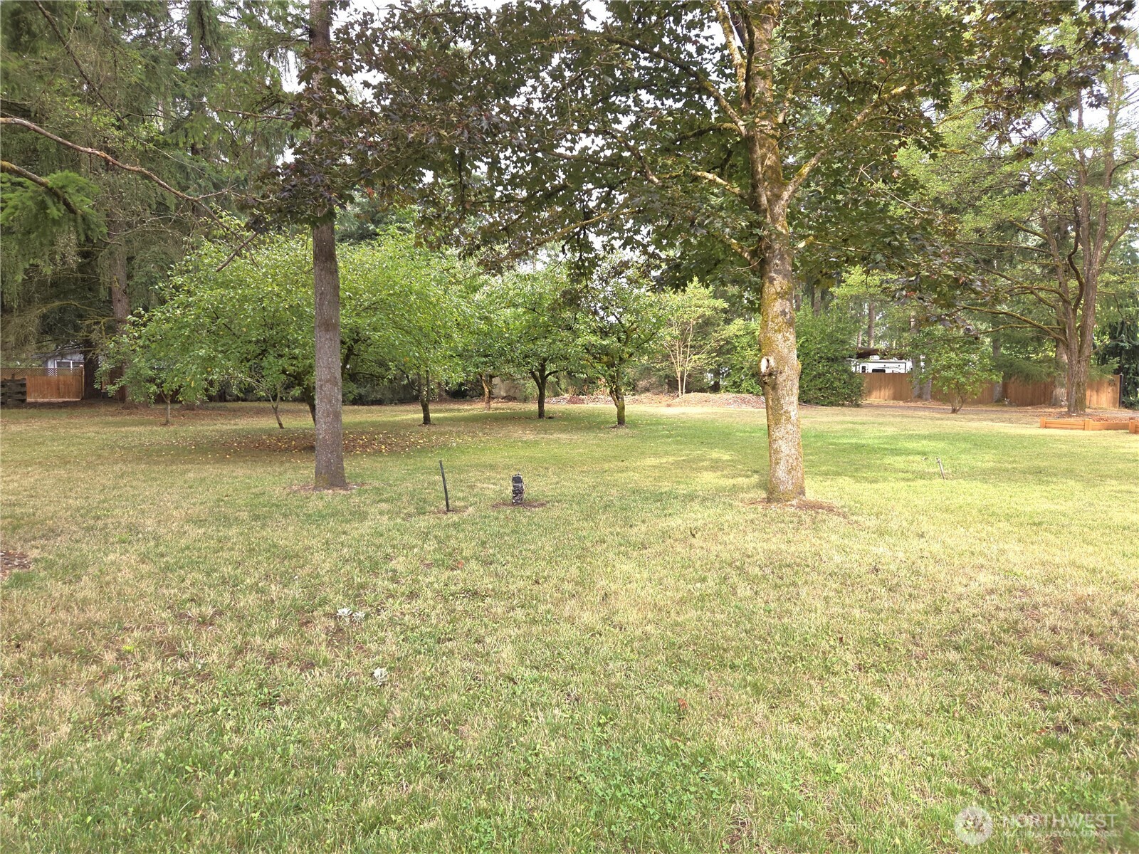 property viewer photo 18