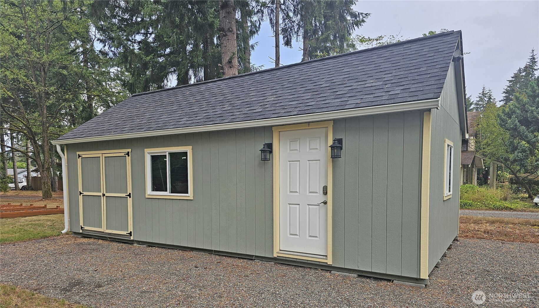 property viewer photo 2