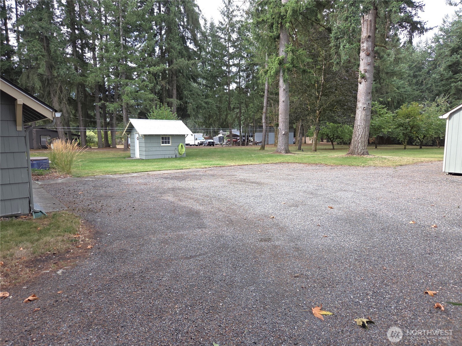 property viewer photo 23