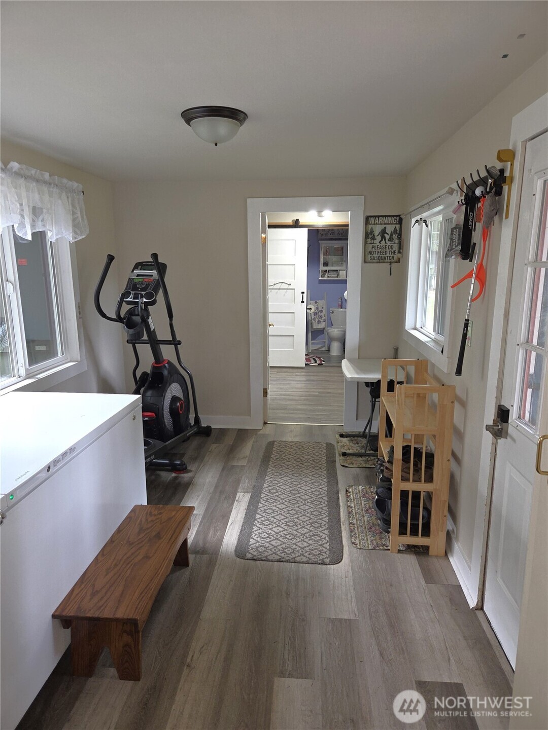 property viewer photo 7