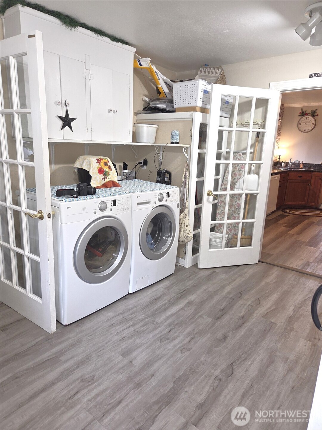 property viewer photo 8