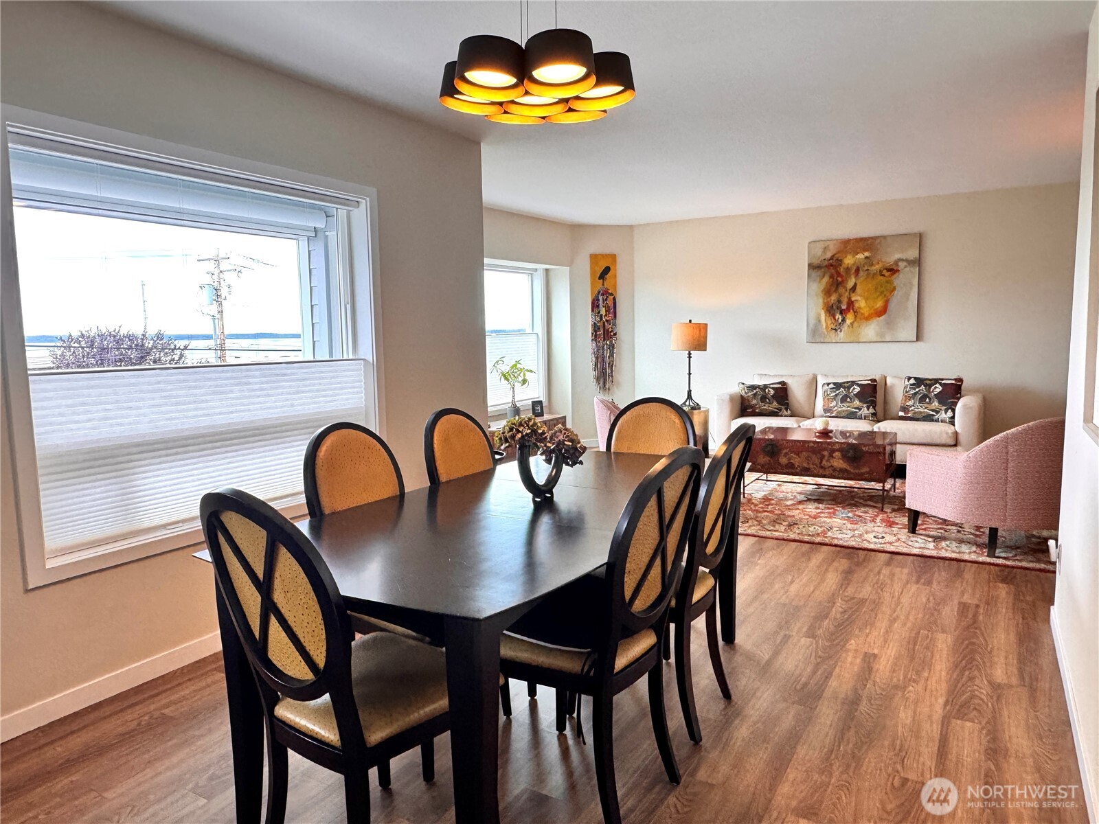 property viewer photo 4