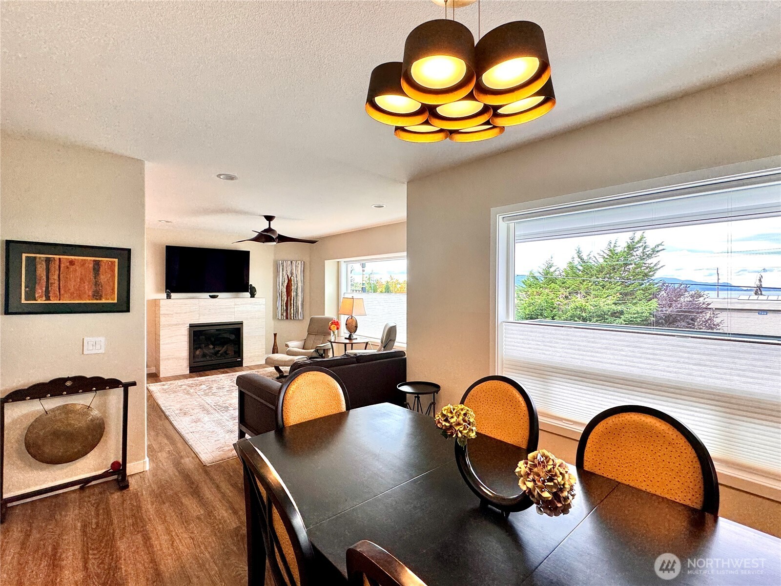 property viewer photo 6