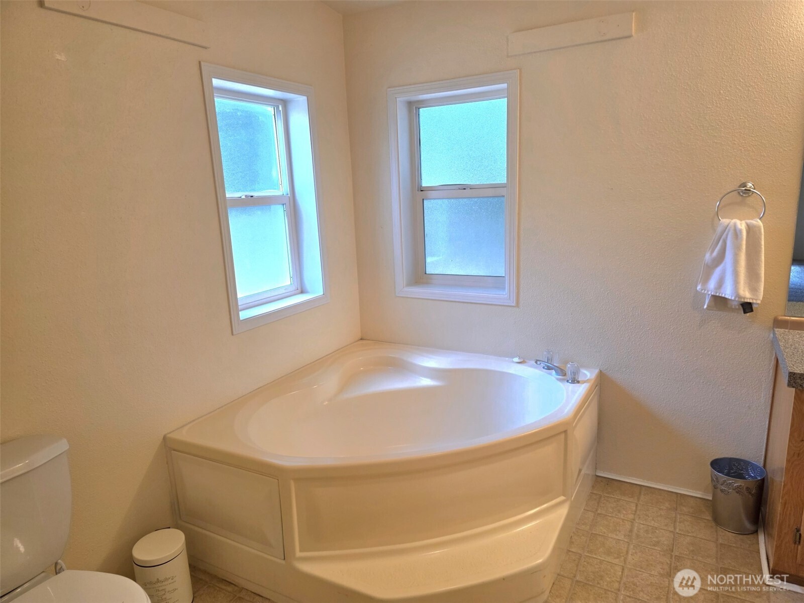 property viewer photo 14