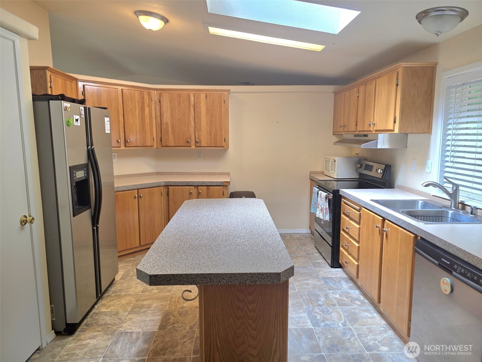 property viewer photo 4