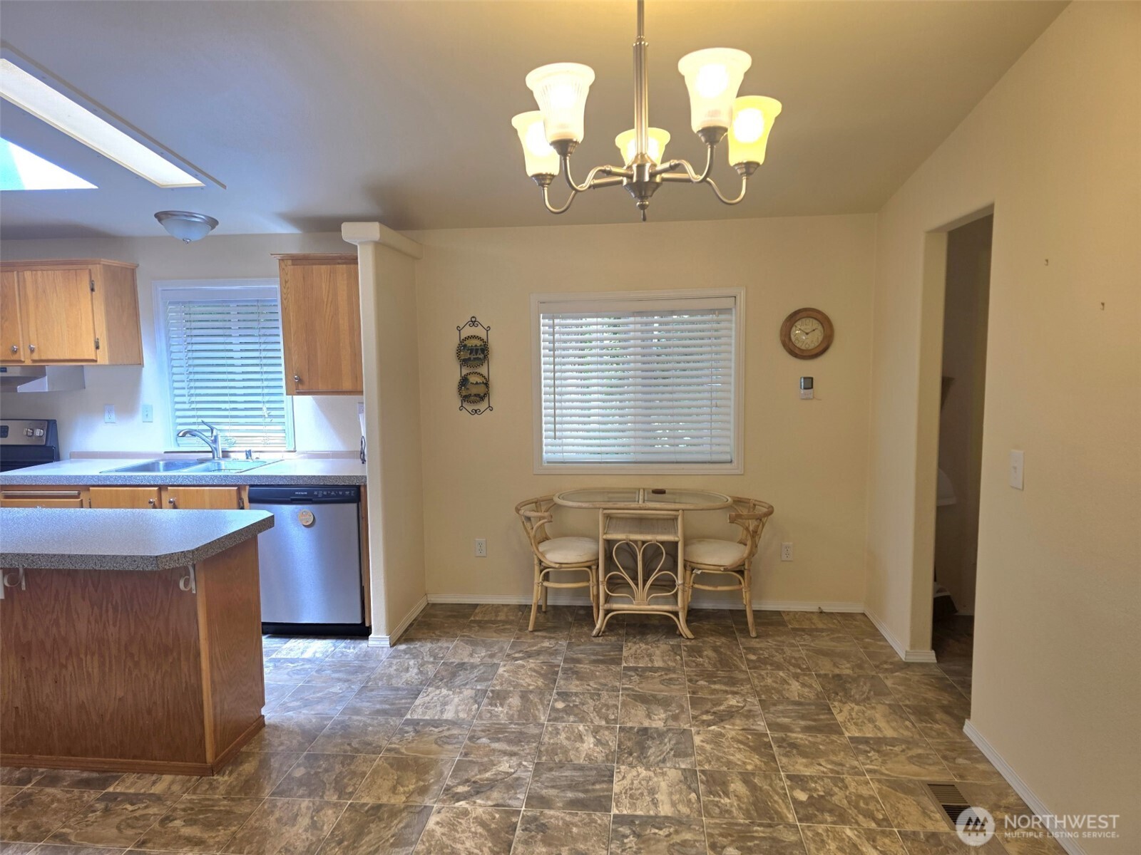 property viewer photo 6