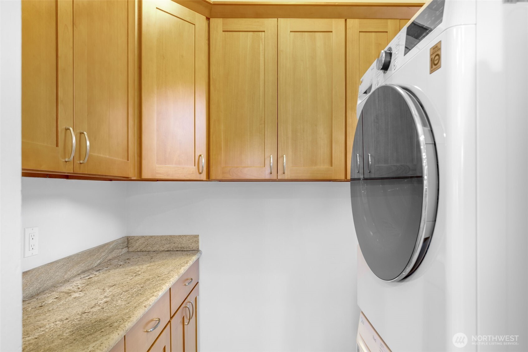 property viewer photo 11