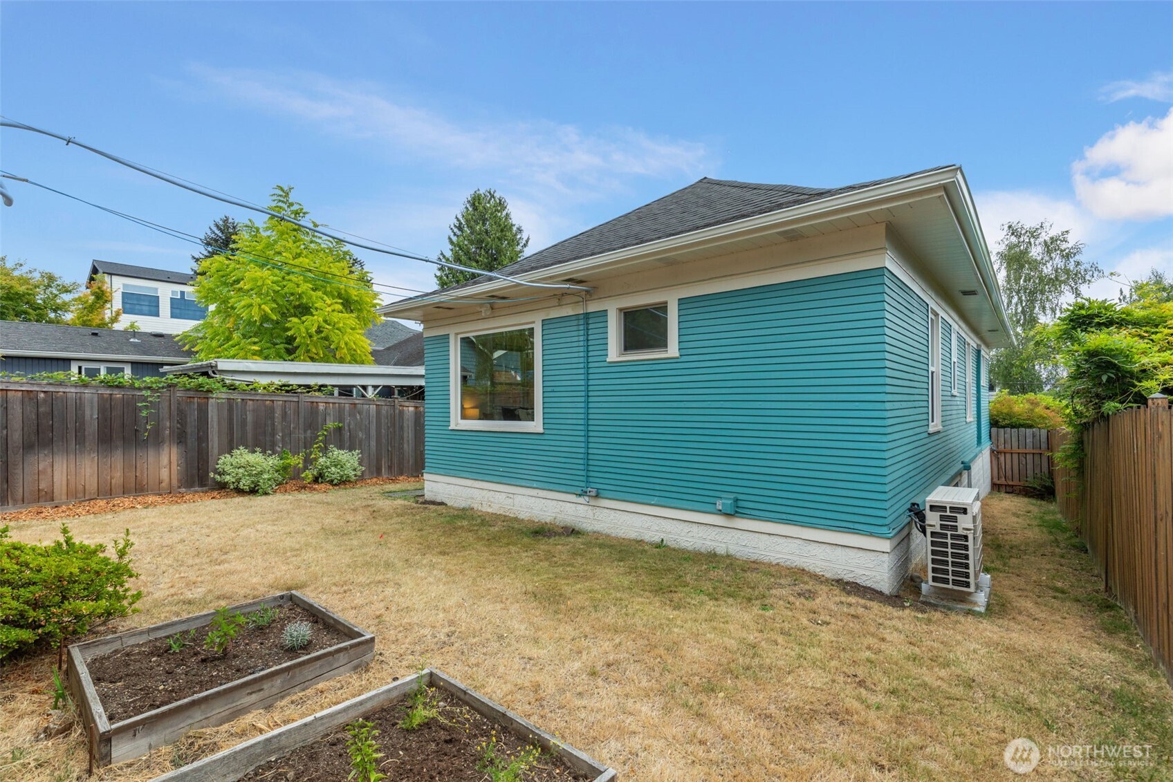 property viewer photo 26