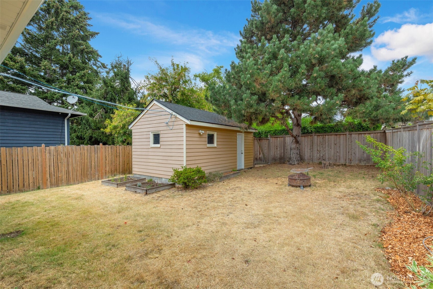 property viewer photo 27
