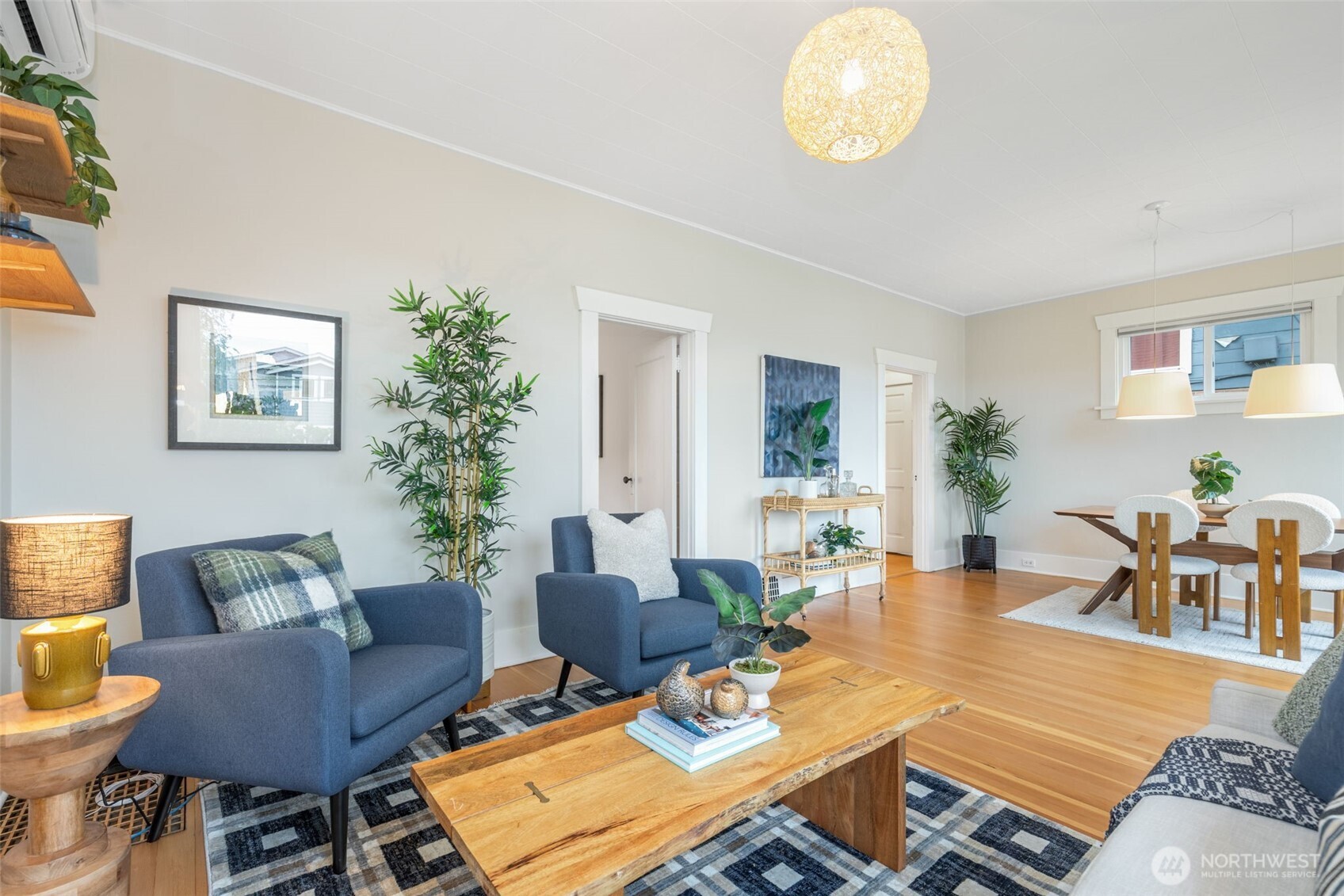 property viewer photo 5