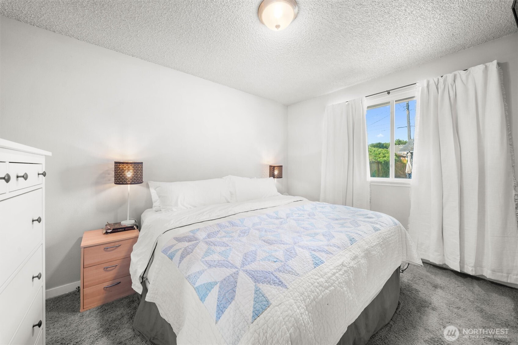 property viewer photo 18