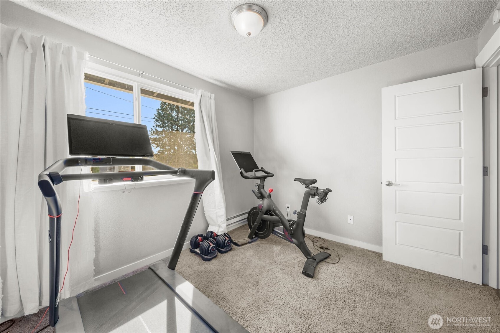property viewer photo 24