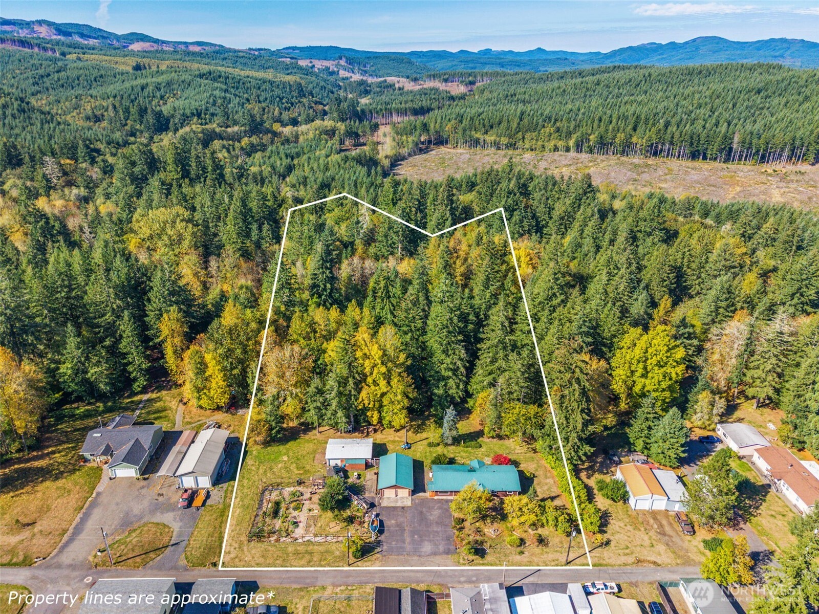 main property photo 34