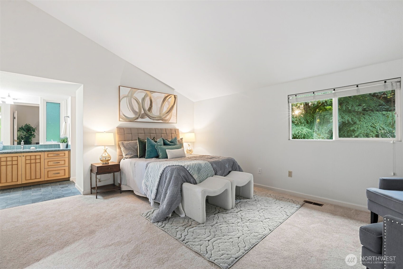 property viewer photo 20