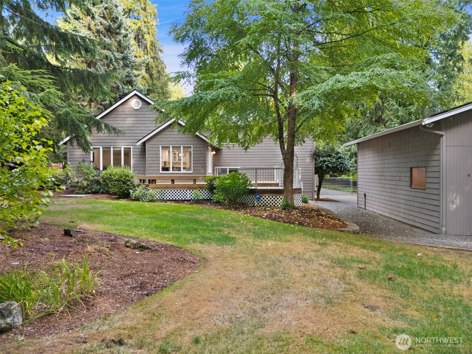 property viewer photo 35