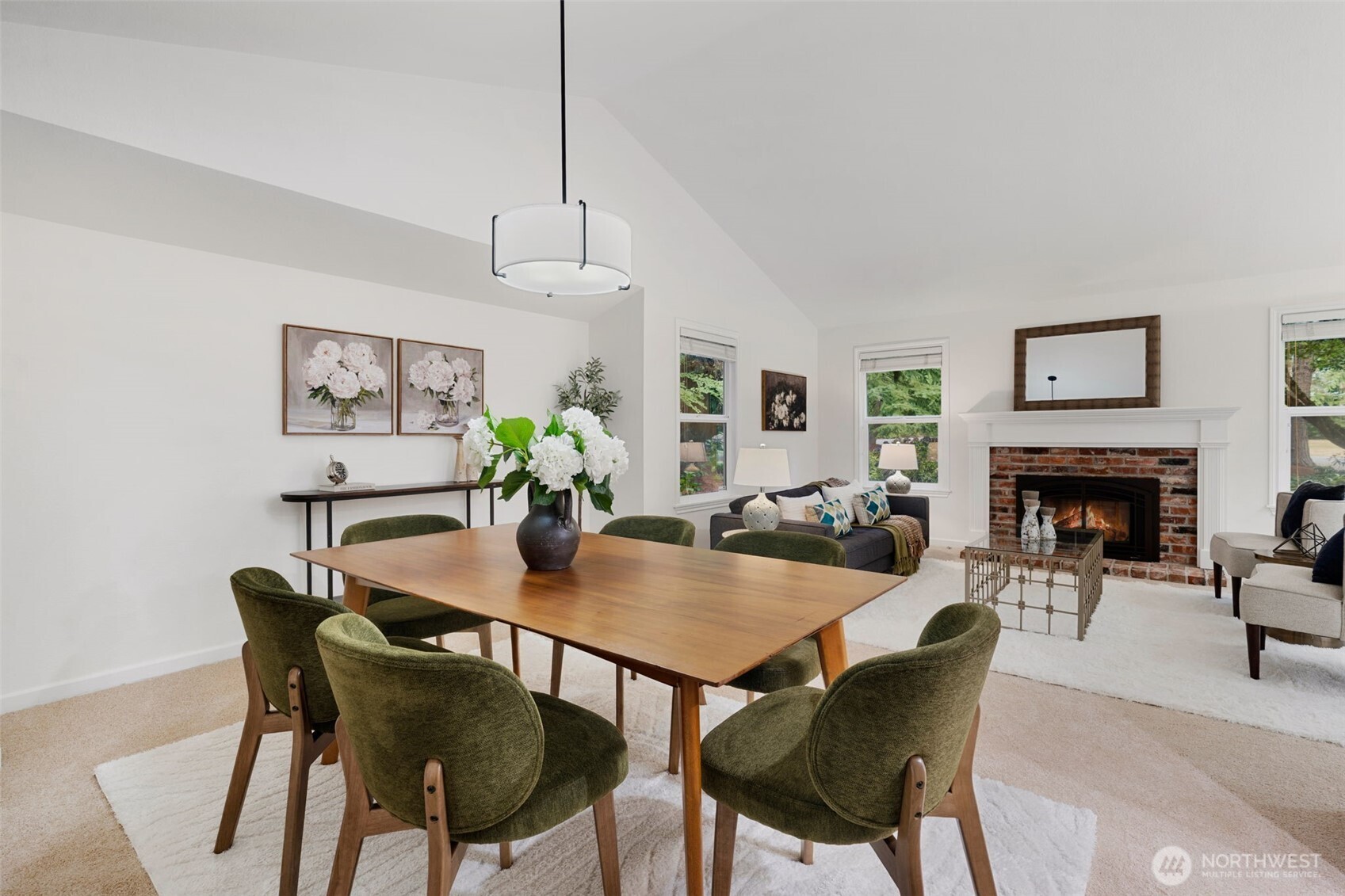 property viewer photo 7
