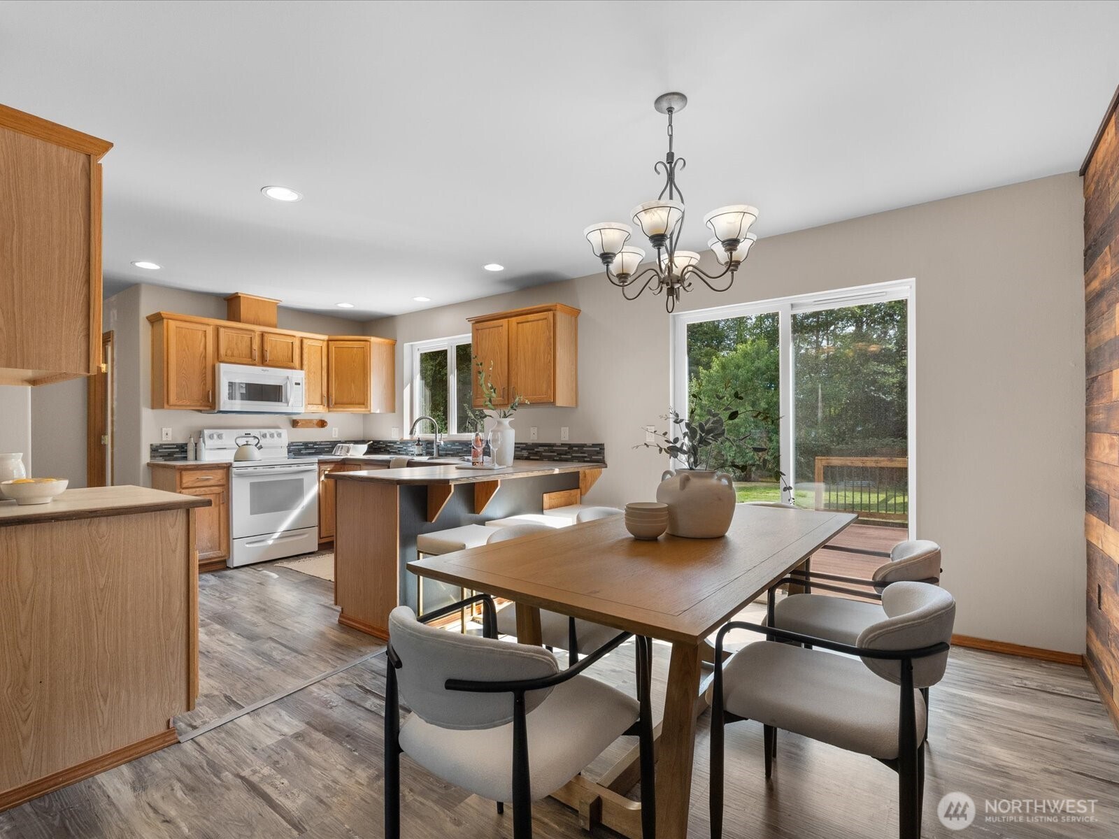 property viewer photo 8