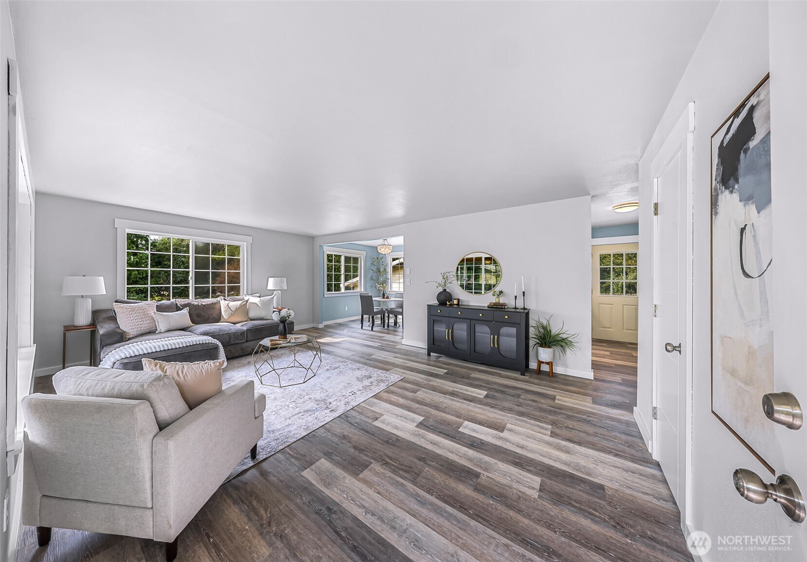 property viewer photo 1