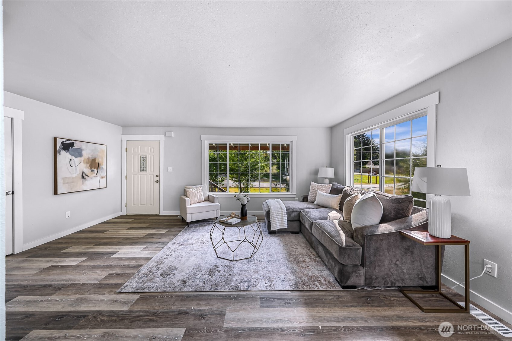 property viewer photo 10