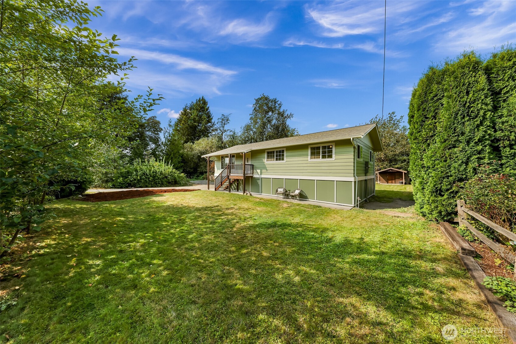 property viewer photo 6