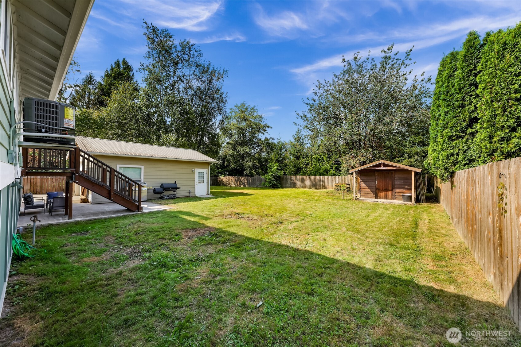 property viewer photo 7