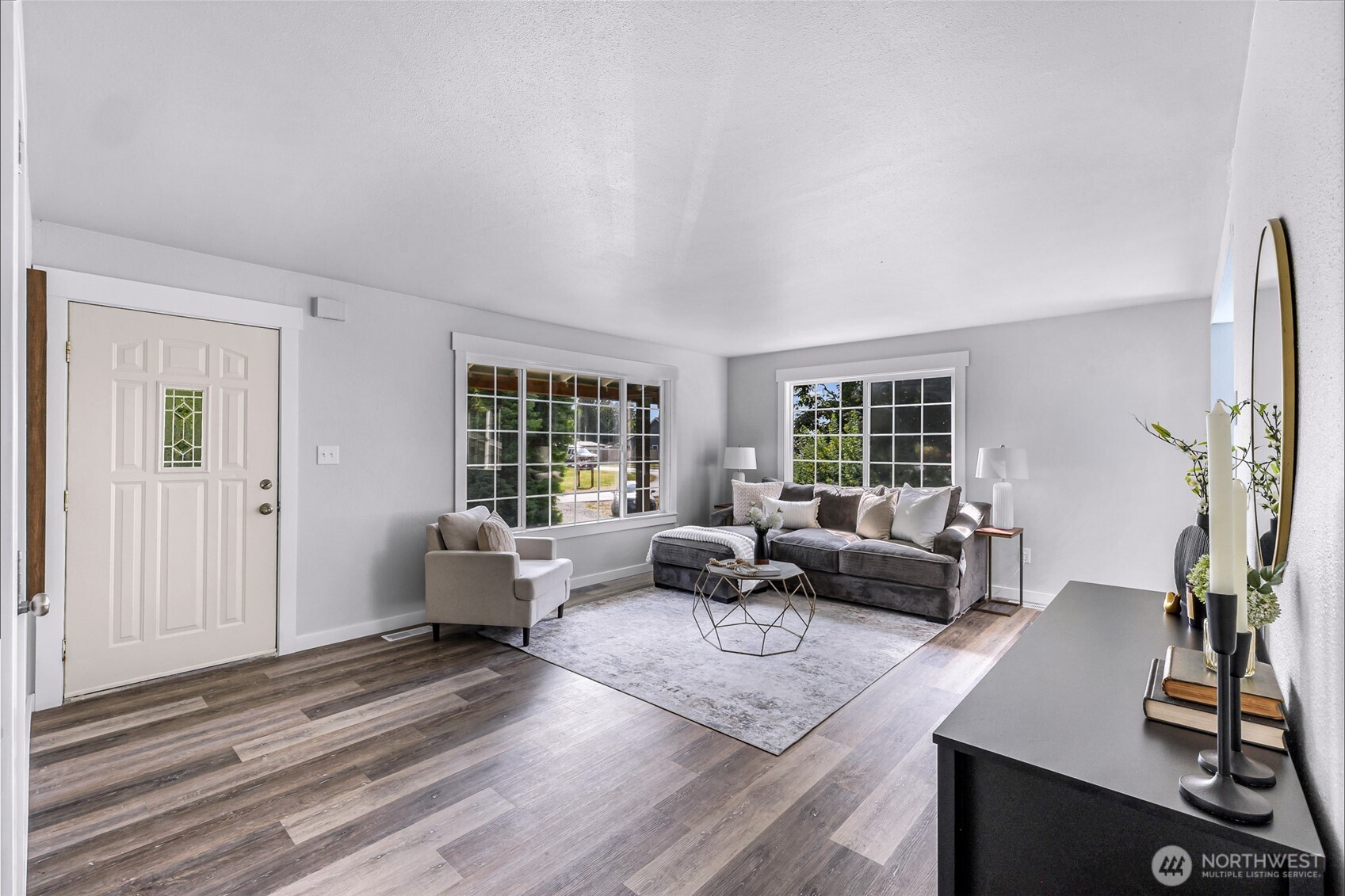 property viewer photo 9