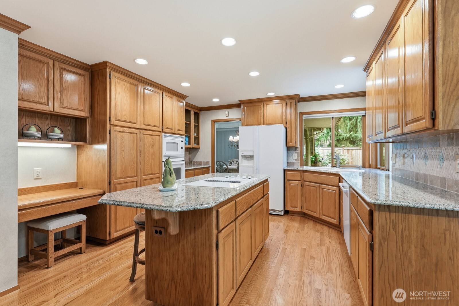 property viewer photo 11