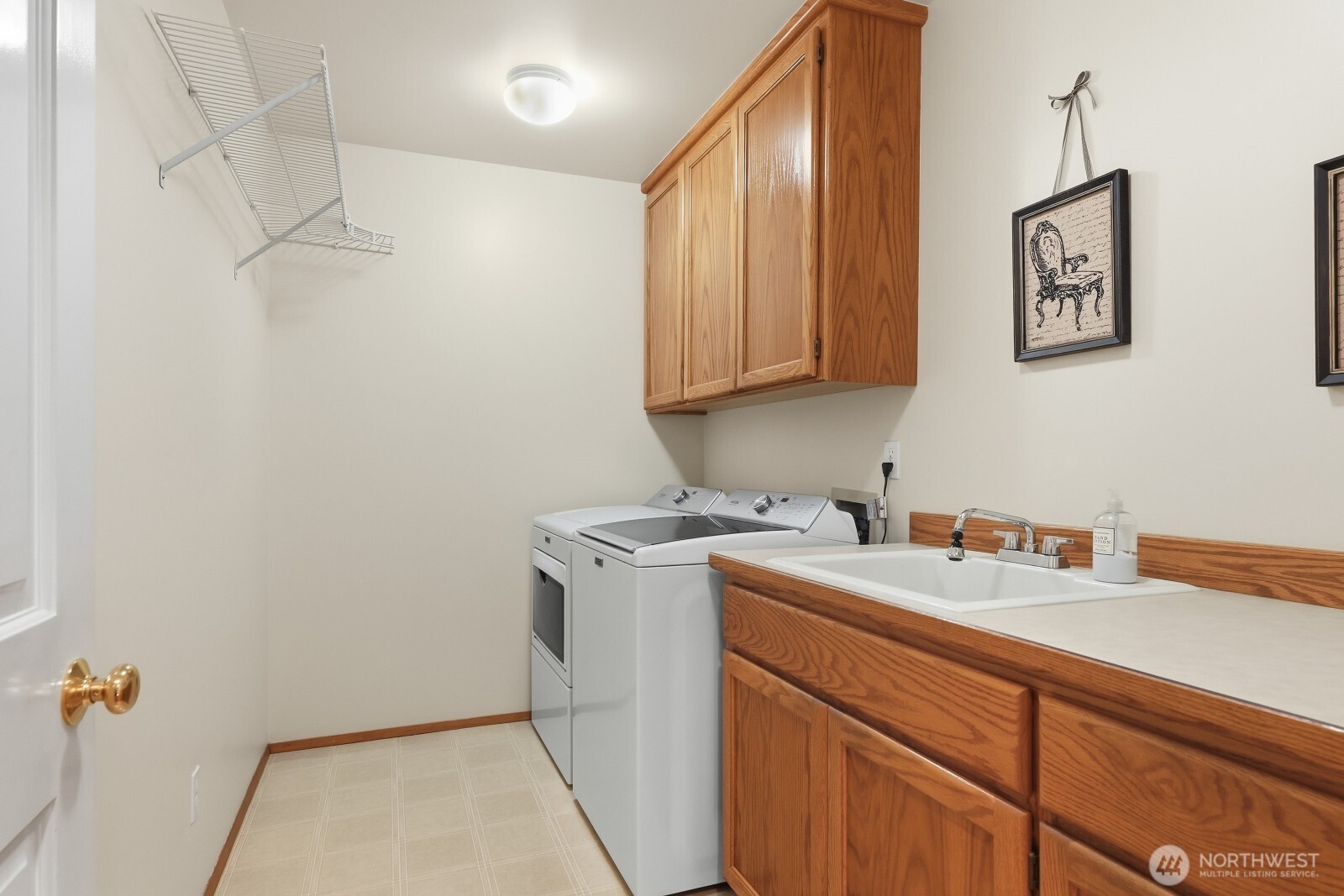 property viewer photo 17
