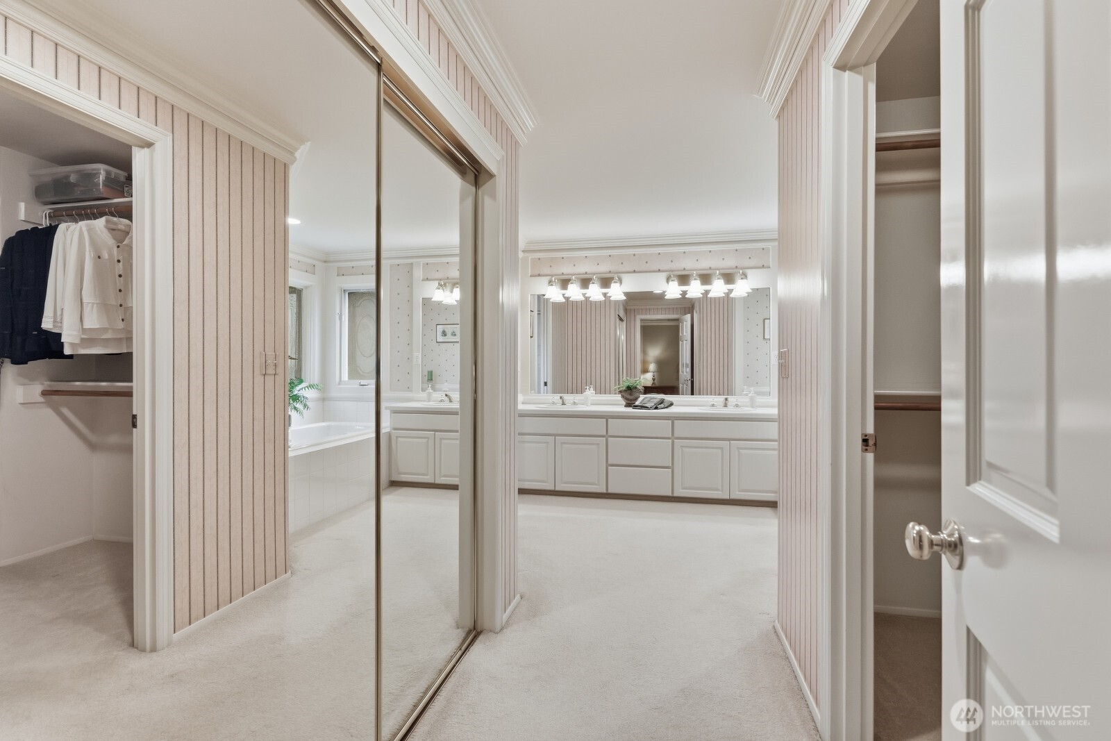 property viewer photo 22